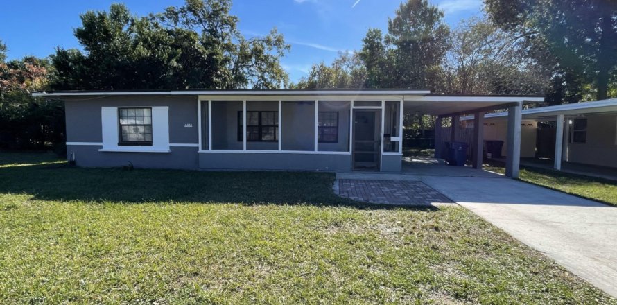 House in Jacksonville, Florida 2 bedrooms, 76.92 sq.m. № 879951