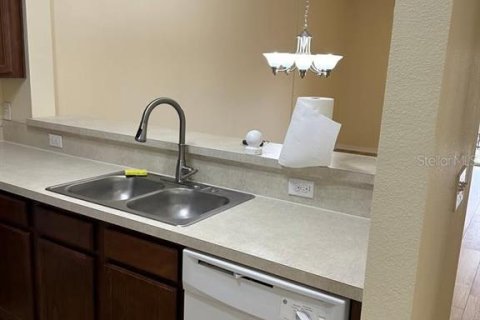 Adosado en alquiler en Orlando, Florida, 3 dormitorios, 137.59 m2 № 1817291 - foto 13