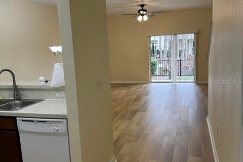 Adosado en alquiler en Orlando, Florida, 3 dormitorios, 137.59 m2 № 1817291 - foto 5