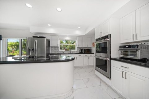 Casa en venta en Clearwater, Florida, 5 dormitorios, 354.33 m2 № 1808326 - foto 27