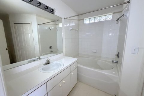 Casa en venta en Riverview, Florida, 3 dormitorios, 109.81 m2 № 2220799 - foto 12