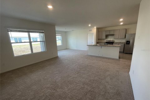 House in Davenport, Florida 3 bedrooms, 155.33 sq.m. № 1905970 - photo 2
