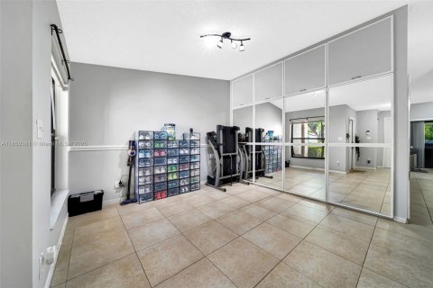 House in Plantation, Florida 2 bedrooms, 119.1 sq.m. № 1855156 - photo 7