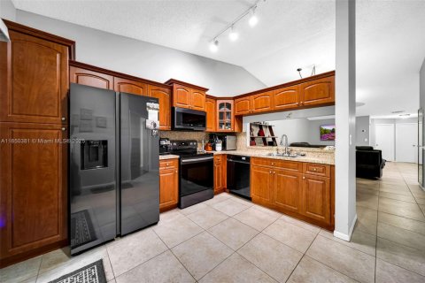 House in Plantation, Florida 2 bedrooms, 119.1 sq.m. № 1855156 - photo 17