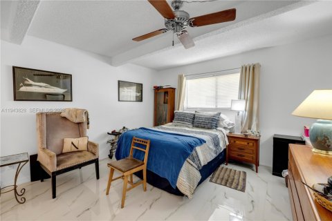 Villa ou maison à vendre à Pompano Beach, Floride: 2 chambres, 84.08 m2 № 2001172 - photo 8