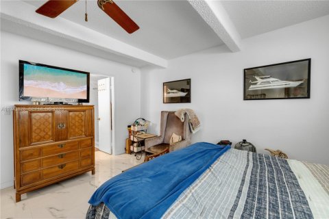 Villa ou maison à vendre à Pompano Beach, Floride: 2 chambres, 84.08 m2 № 2001172 - photo 6