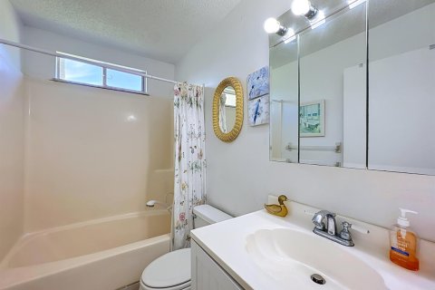 Condominio en venta en Jensen Beach, Florida, 2 dormitorios, 118.17 m2 № 2154571 - foto 30