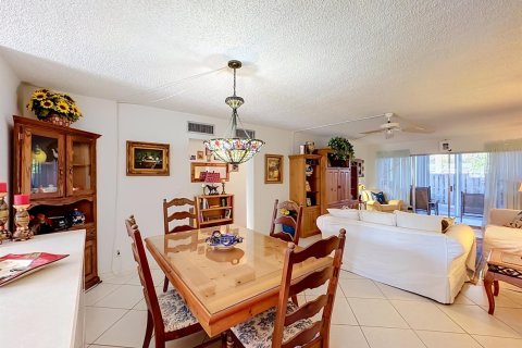 Condominio en venta en Jensen Beach, Florida, 2 dormitorios, 118.17 m2 № 2154571 - foto 16