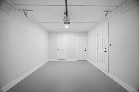 House in Clearwater, Florida 3 bedrooms, 95.88 sq.m. № 2205007 - photo 20