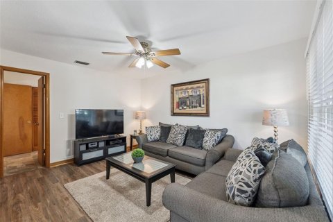 Condo in Holly Hill, Florida, 1 bedroom № 2105108 - photo 7