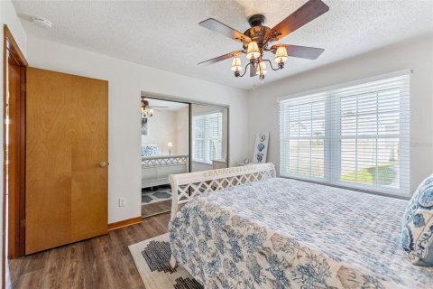 Condo in Holly Hill, Florida, 1 bedroom № 2105108 - photo 15