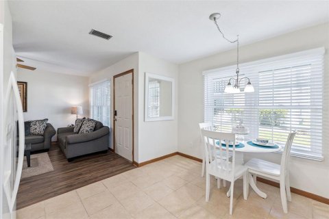 Condo in Holly Hill, Florida, 1 bedroom № 2105108 - photo 9