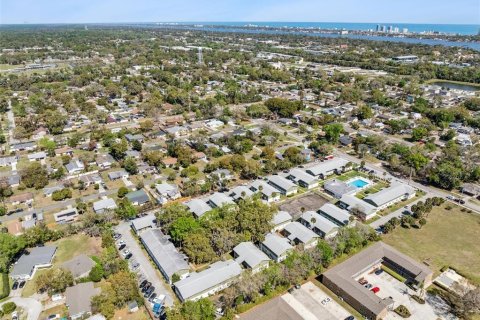 Condo in Holly Hill, Florida, 1 bedroom № 2105108 - photo 23