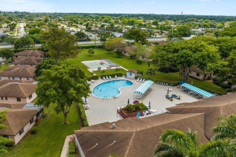 Condominio en venta en Delray Beach, Florida, 2 dormitorios, 98.48 m2 № 1097499 - foto 1