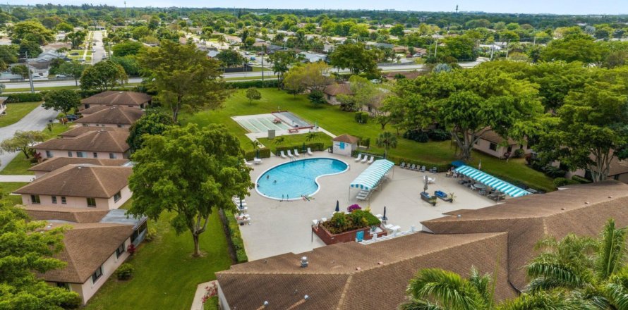 Condominio en Delray Beach, Florida, 2 dormitorios № 1097499