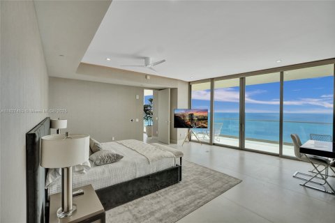 Condo in Sunny Isles Beach, Florida, 4 bedrooms  № 1806104 - photo 28