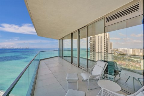 Condo in Sunny Isles Beach, Florida, 4 bedrooms  № 1806104 - photo 22