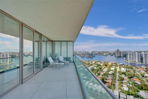 Condo in Sunny Isles Beach, Florida, 4 bedrooms  № 1806104 - photo 21