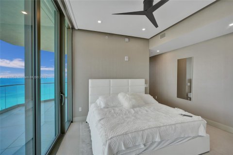 Condo in Sunny Isles Beach, Florida, 4 bedrooms  № 1806104 - photo 14