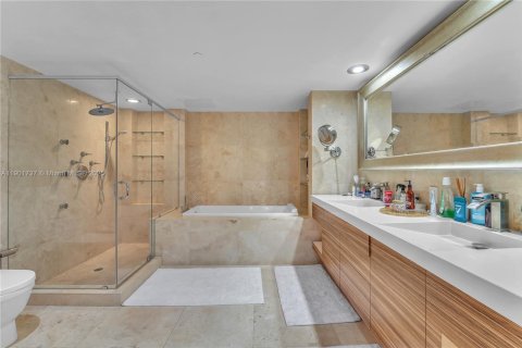 Copropriété à louer à Miami, Floride: 3 chambres, 183.67 m2 № 2021159 - photo 26