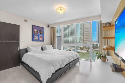 Copropriété à louer à Miami, Floride: 3 chambres, 183.67 m2 № 2021159 - photo 29