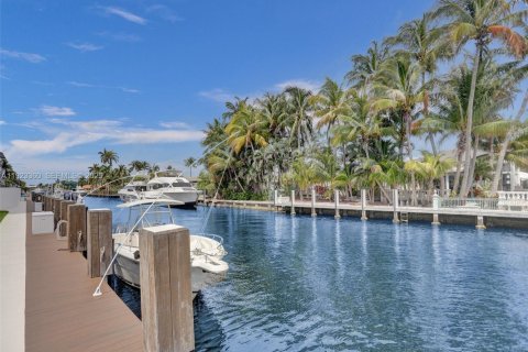 Condominio en venta en Fort Lauderdale, Florida, 2 dormitorios, 102.84 m2 № 1977365 - foto 23