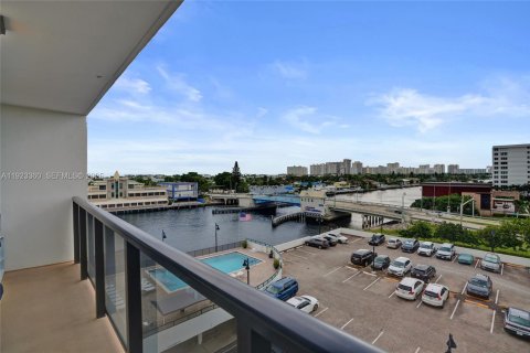 Condominio en venta en Fort Lauderdale, Florida, 2 dormitorios, 102.84 m2 № 1977365 - foto 6