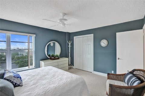 Condominio en venta en Fort Lauderdale, Florida, 2 dormitorios, 102.84 m2 № 1977365 - foto 15