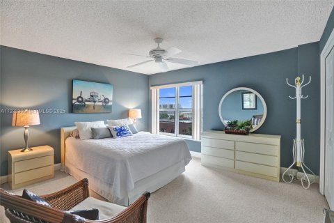 Condominio en venta en Fort Lauderdale, Florida, 2 dormitorios, 102.84 m2 № 1977365 - foto 13