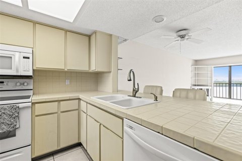 Купить кондоминиум в Порт-Ричи, Флорида 5 комнат, 95.22м2, № 1724582 - фото 14
