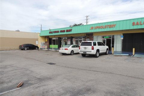 Commercial property in Hollywood, Florida № 1874475 - photo 21