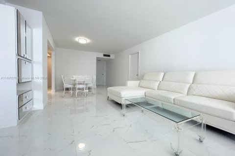Condominio en venta en Aventura, Florida, 2 dormitorios, 116.22 m2 № 1603418 - foto 22