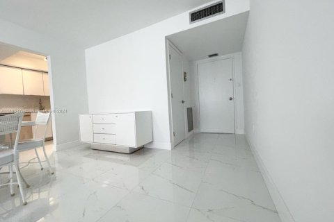 Condominio en venta en Aventura, Florida, 2 dormitorios, 116.22 m2 № 1603418 - foto 25