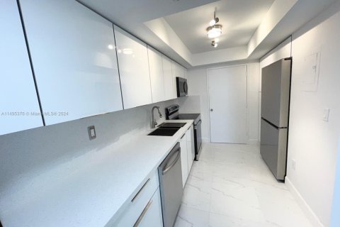 Condominio en venta en Aventura, Florida, 2 dormitorios, 116.22 m2 № 1603418 - foto 11