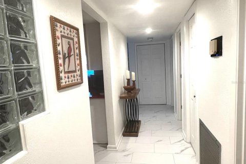 Снять в аренду кондоминиум в Пальметто, Флорида 5 комнат, 151.9м2, № 1124460 - фото 7