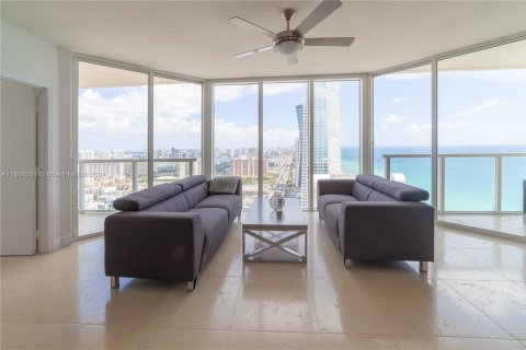 Copropriété à louer à Sunny Isles Beach, Floride: 2 chambres, 132.2 m2 № 2262470 - photo 11
