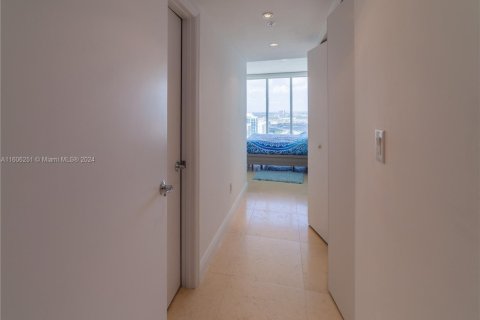 Copropriété à louer à Sunny Isles Beach, Floride: 2 chambres, 132.2 m2 № 2262470 - photo 18