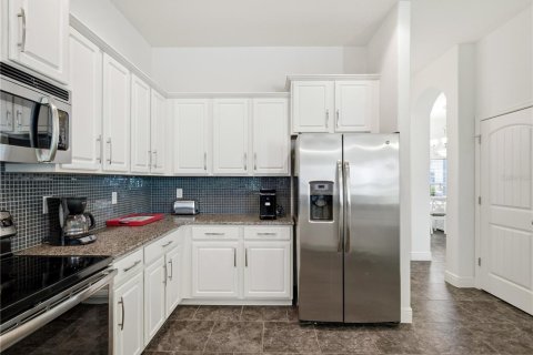 Villa ou maison à vendre à New Smyrna Beach, Floride: 4 chambres, 231.51 m2 № 2218312 - photo 18