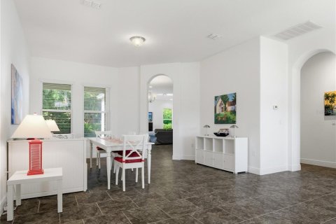 Villa ou maison à vendre à New Smyrna Beach, Floride: 4 chambres, 231.51 m2 № 2218312 - photo 8