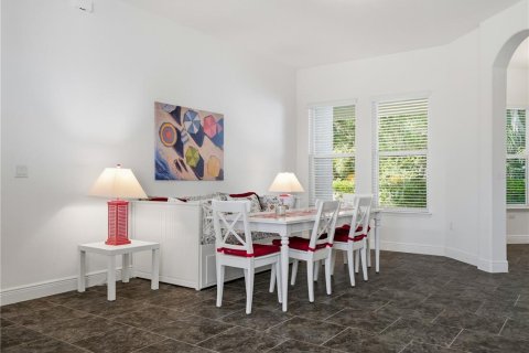 Villa ou maison à vendre à New Smyrna Beach, Floride: 4 chambres, 231.51 m2 № 2218312 - photo 10