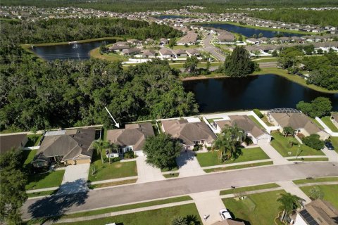 Villa ou maison à vendre à New Smyrna Beach, Floride: 4 chambres, 231.51 m2 № 2218312 - photo 3