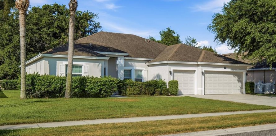 Villa ou maison à New Smyrna Beach, Floride 4 chambres, 231.51 m2 № 2218312