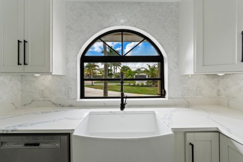 Casa en venta en Stuart, Florida, 4 dormitorios, 253.07 m2 № 2077739 - foto 13