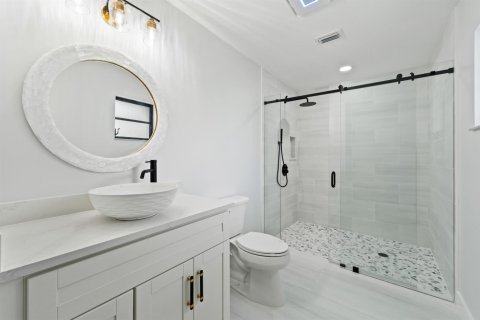 Casa en venta en Stuart, Florida, 4 dormitorios, 253.07 m2 № 2077739 - foto 20