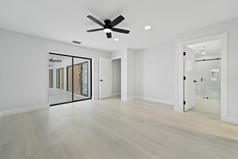 Casa en venta en Stuart, Florida, 4 dormitorios, 253.07 m2 № 2077739 - foto 19