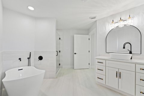 Casa en venta en Stuart, Florida, 4 dormitorios, 253.07 m2 № 2077739 - foto 17