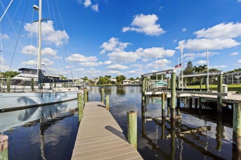 Casa en venta en Stuart, Florida, 4 dormitorios, 253.07 m2 № 2077739 - foto 29