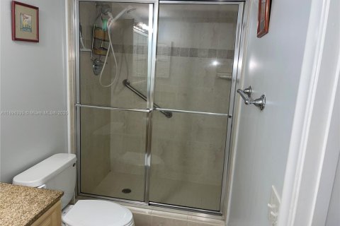 Снять в аренду кондоминиум в Коконат Крик, Флорида 2 спальни, 93.09м2, № 1950599 - фото 12