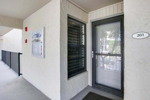 Condo in Boca Raton, Florida, 2 bedrooms  № 2399954 - photo 3