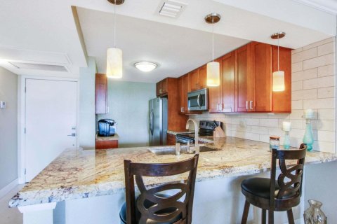Condo in Boca Raton, Florida, 2 bedrooms  № 2399954 - photo 7